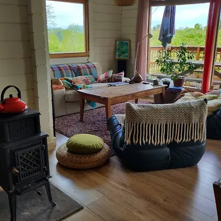 Cosy Bright Wooden House In Ariege Mountains 別荘