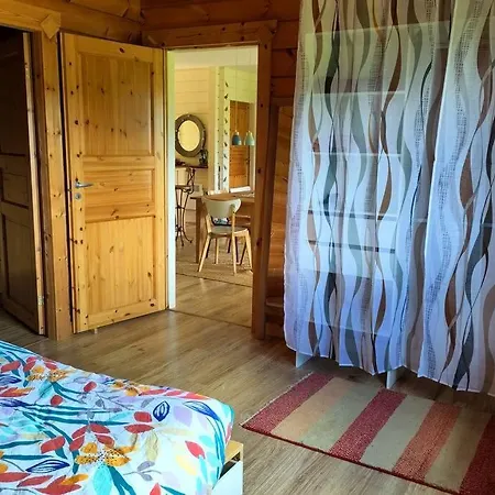 Cosy Bright Wooden House In Ariege Mountains Vakantiehuis *